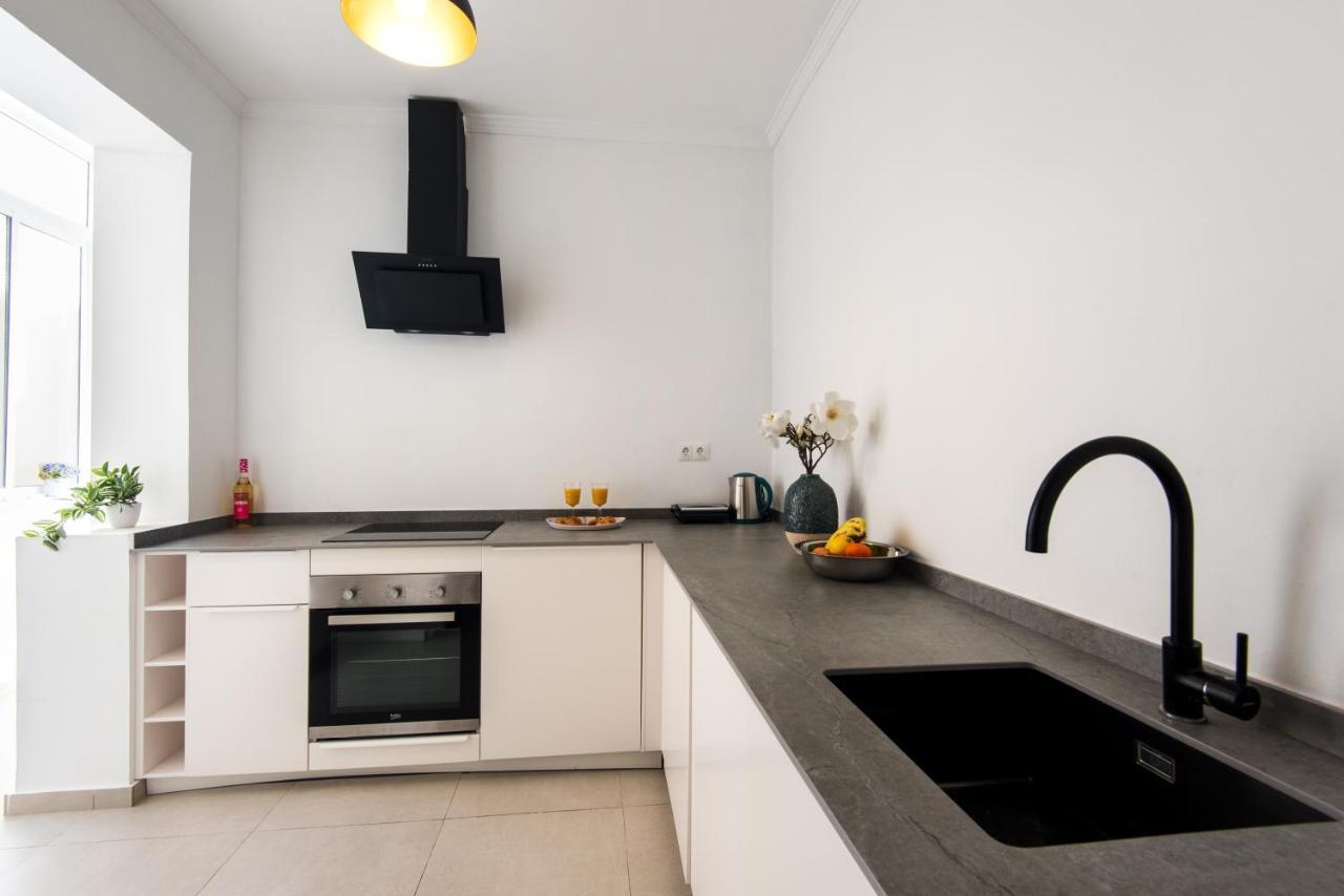 Lejlighed Tour Apartment- Elegance & Confort In The Historic Center *